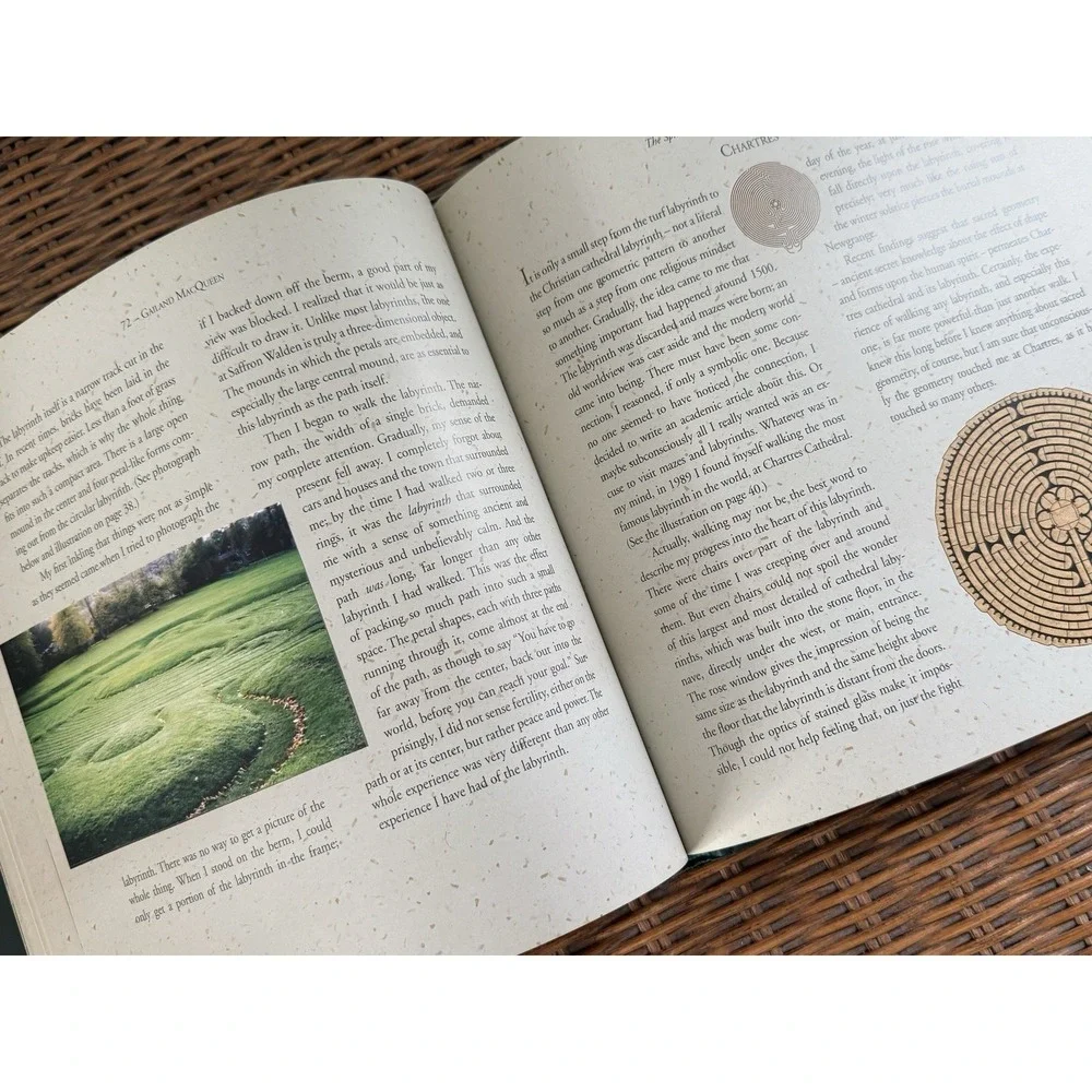 SPIRITUALITY OF MAZES AND LABYRINTHS By Gailand Macqueen - Hardcover With Sleeve